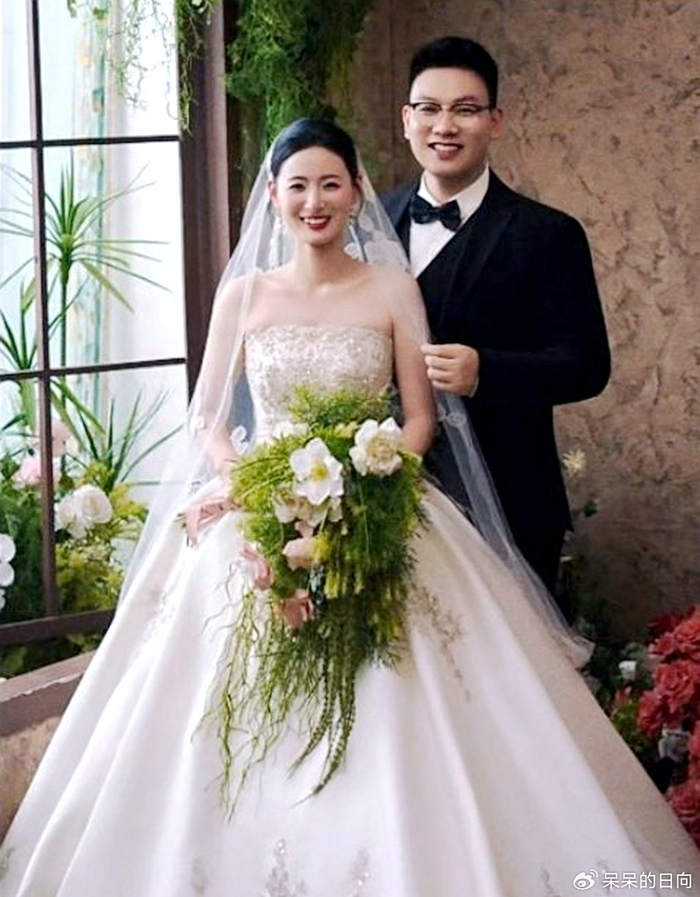B体育电脑版-中国乒乓球一幕后功臣举办婚礼，因孙颖莎与娇妻结缘，已育有宝宝|王翔|河北|翔哥|教练|莎莎_新浪体育_新浪新闻